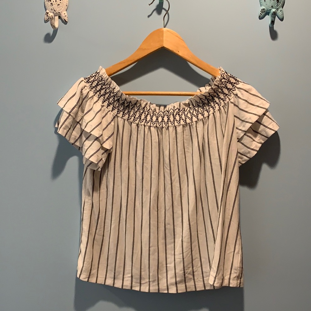 White off the shoulder American eagle top